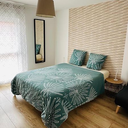 B&B Chez L'Habitant Chambre Privative Sur La Route Des Vins Tv Parking Box Velo Issenheim Екстериор снимка