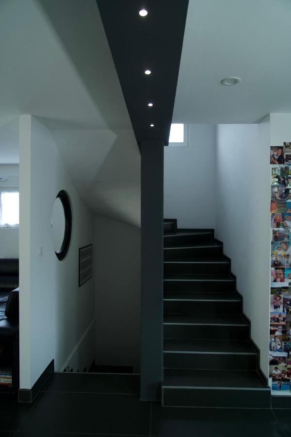 B&B Chez L'Habitant Chambre Privative Sur La Route Des Vins Tv Parking Box Velo Issenheim Екстериор снимка